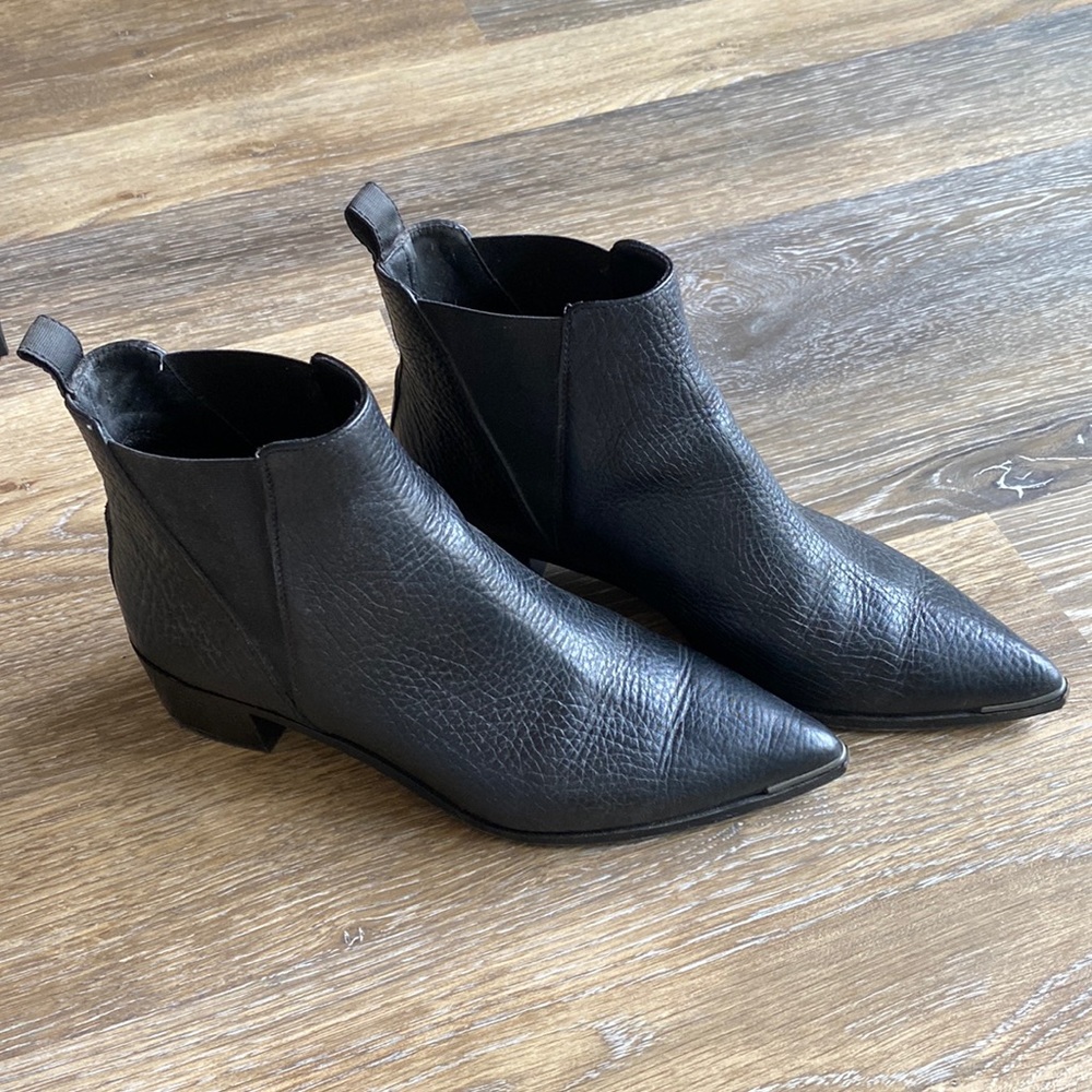 Acne Studios Leather Ankle Chelsea Boots